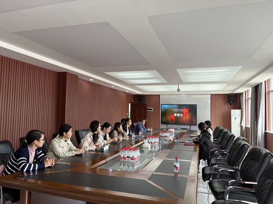 党建引领促融合 深入一线启新思